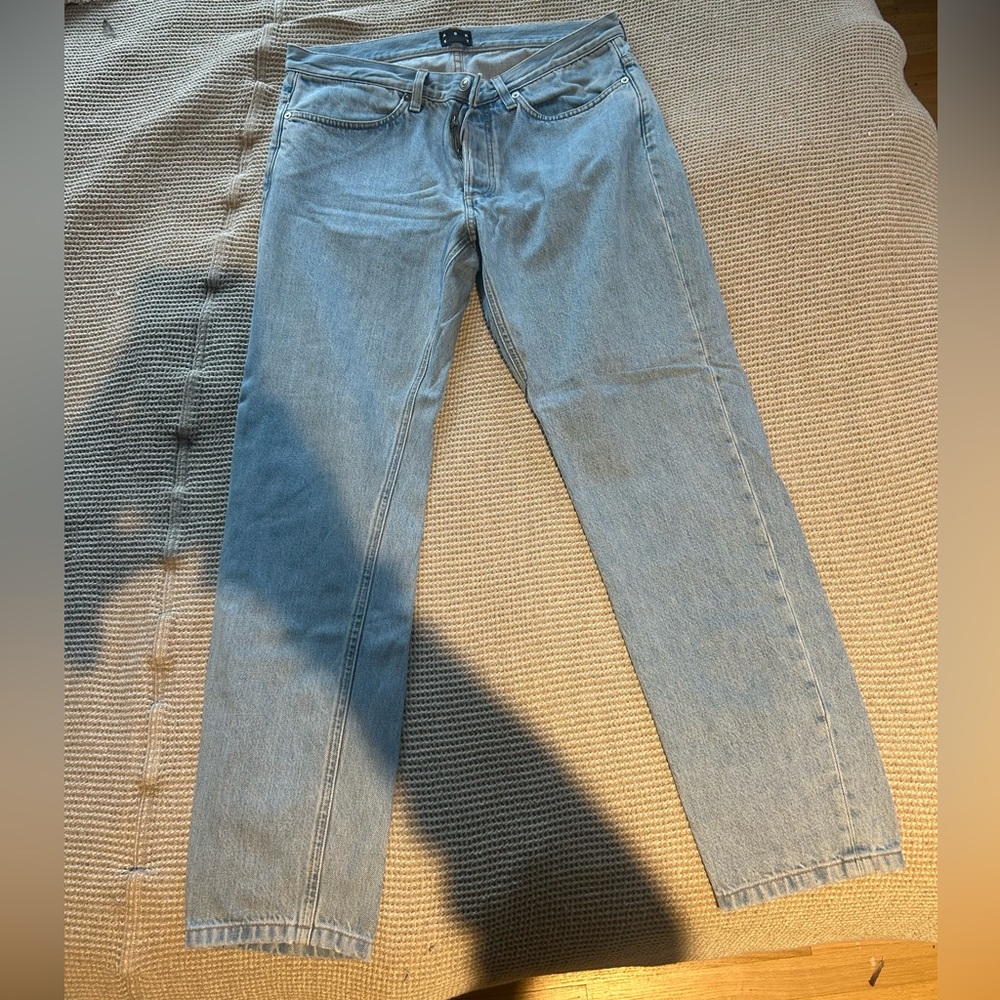 Men's Light Blue Jeans